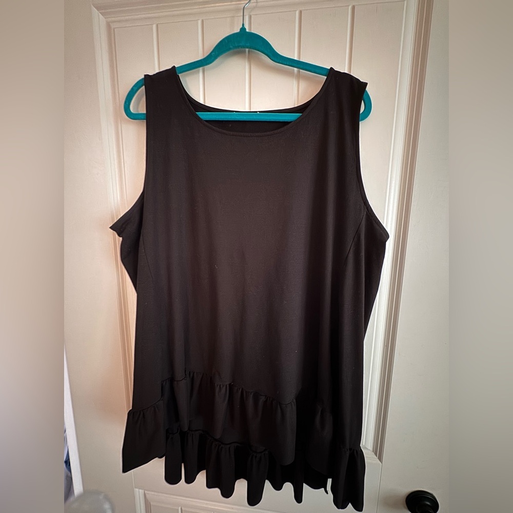 Chic Black Ruffle Hem Tank Top